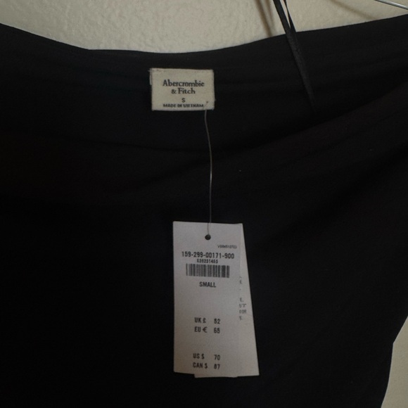 One-Shoulder Knit Dress - Picture 4 of 5